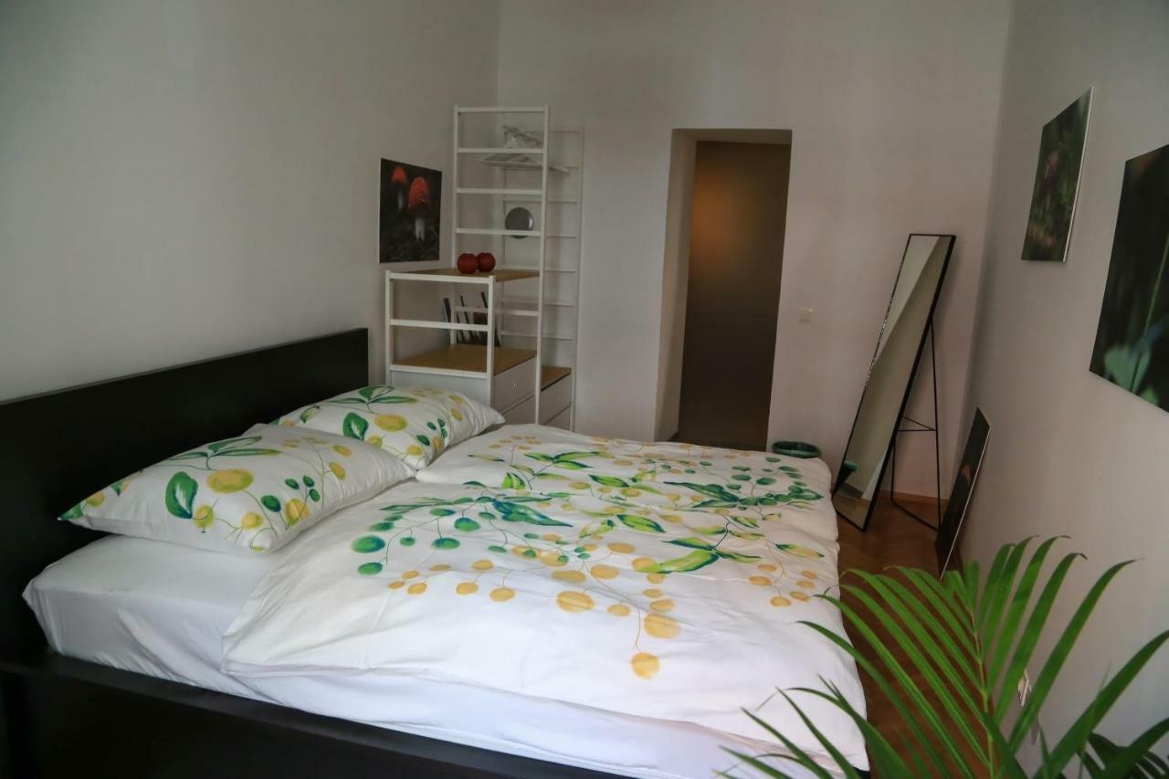 Lovely Apartment In The Heart Of Graz Exterior foto